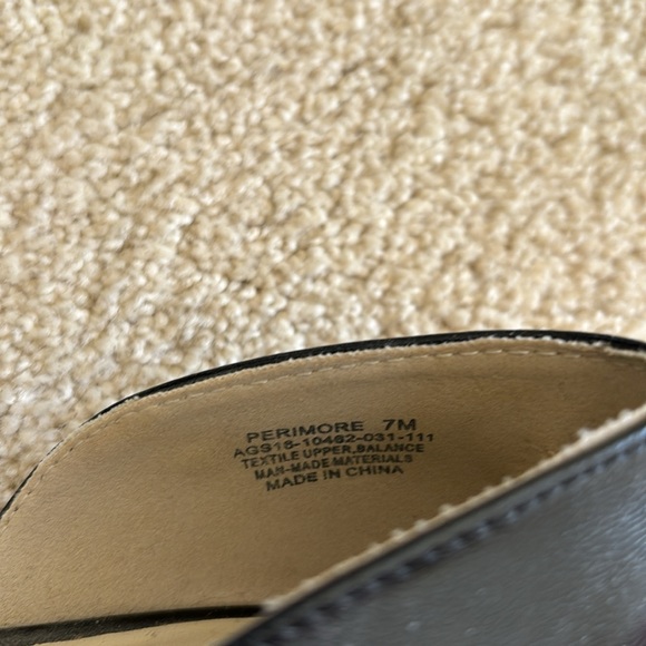 Jeanne Beker slip-on dress shoe - Picture 3 of 4